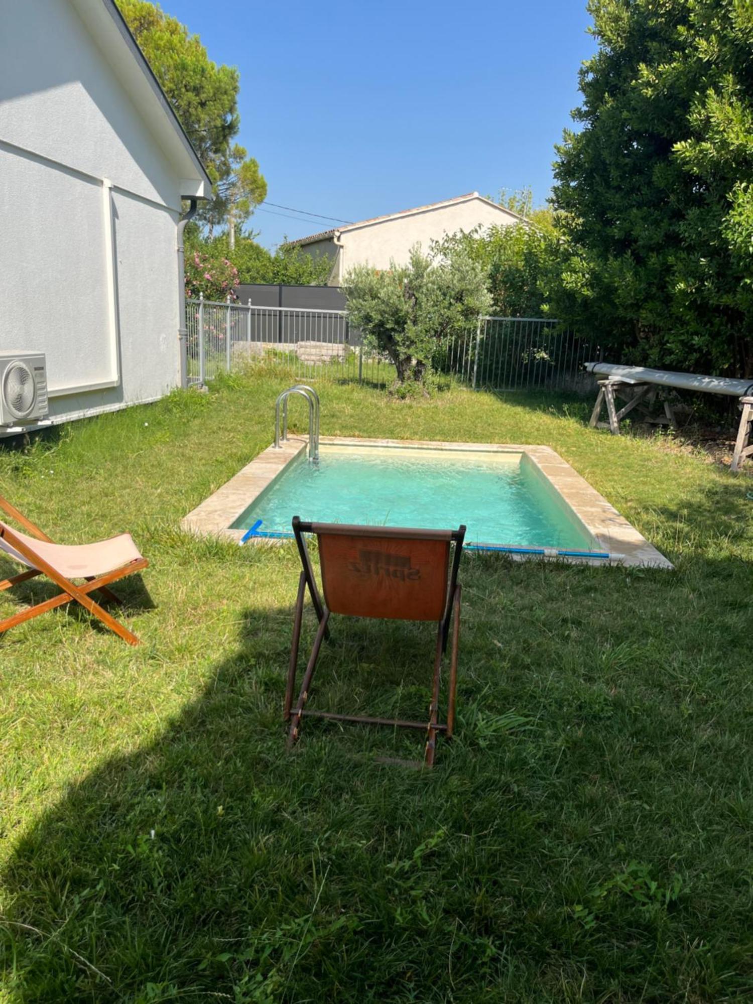 Villa Chaton LʼIsle-sur-la-Sorgue Exterior foto